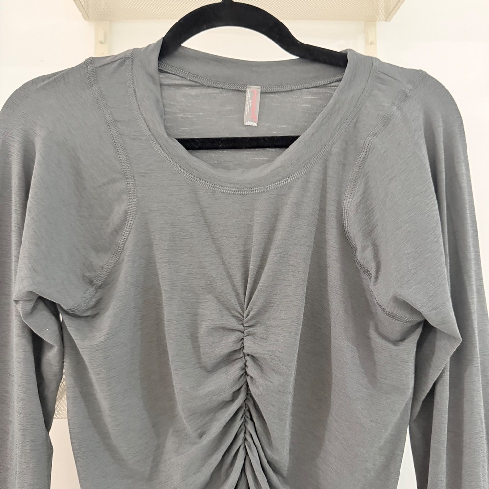 FP Movement Tempo Ruched UV Protection Long Sleeve Top Grey XL Thumbholes - Picture 2 of 6